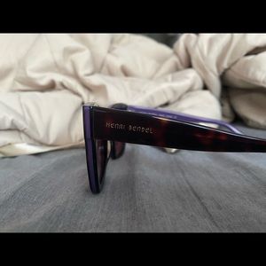 USED HENRI BENDEL PENELOPE SUNGLASSES